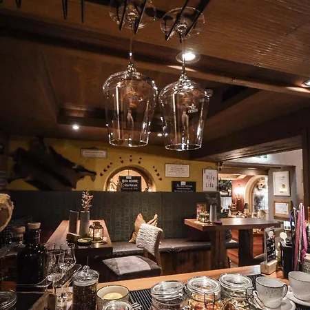 Ehrwalderhof Szálloda 3*